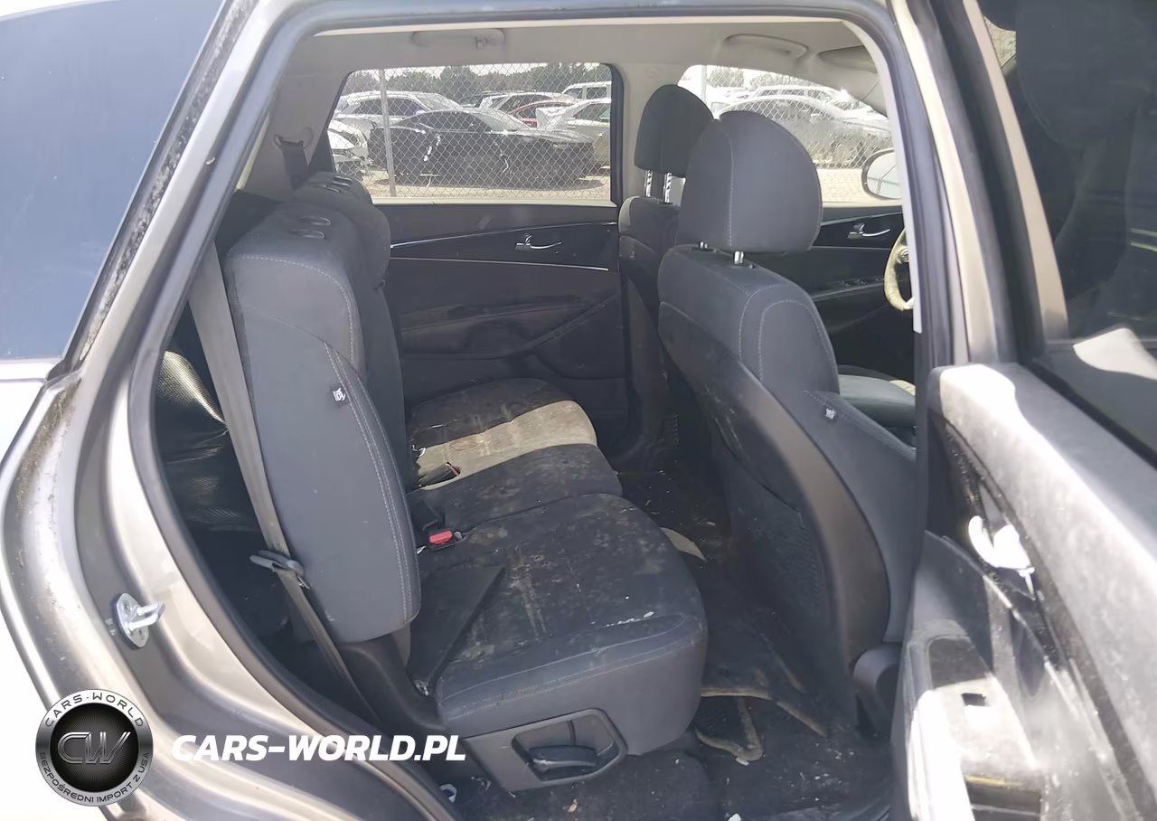2018 Kia Sorento 2.4L L VIN:5XYPG4A36JG383738 - 8