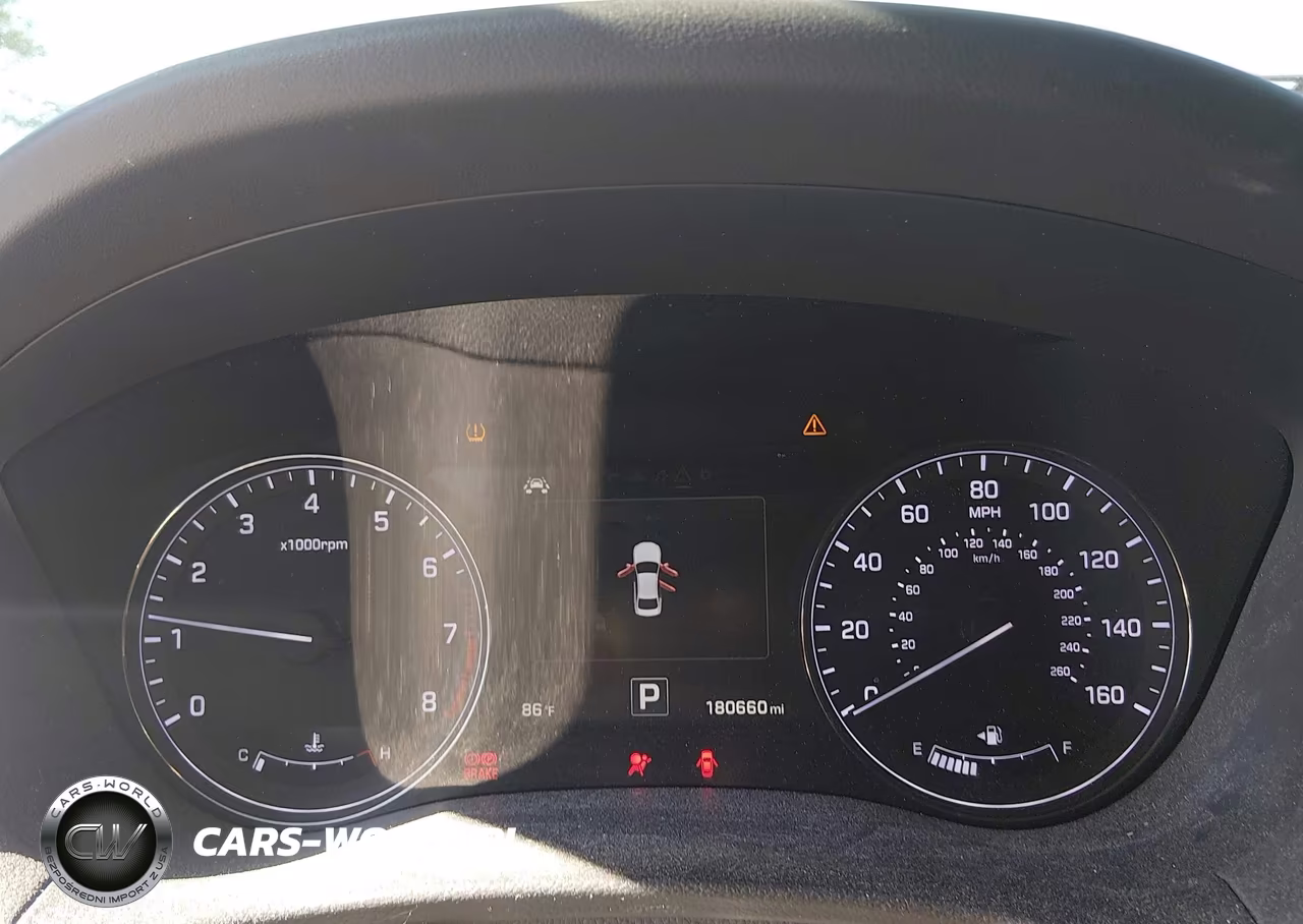 2017 Genesis G80 3.8 VIN:KMHGN4JE2HU176680 - 7