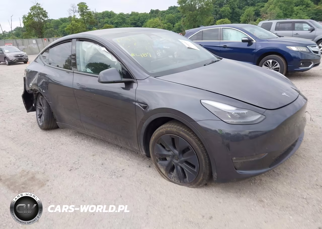 2024 Tesla Model Y Long Range Dual Motor All-Wheel Drive – zdjęcie 1 z 19