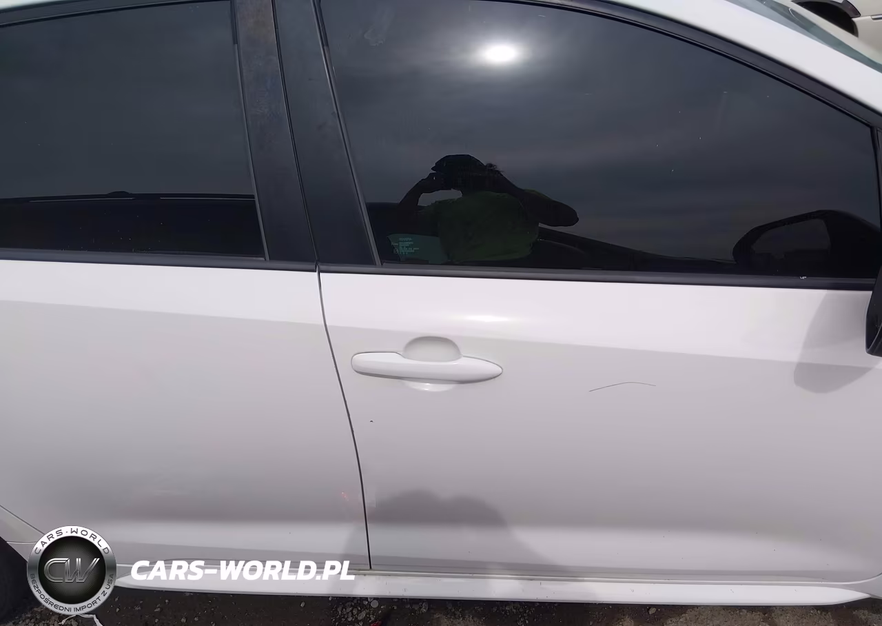 2021 Toyota Corolla Le VIN:5YFEPMAEXMP152284 - 14