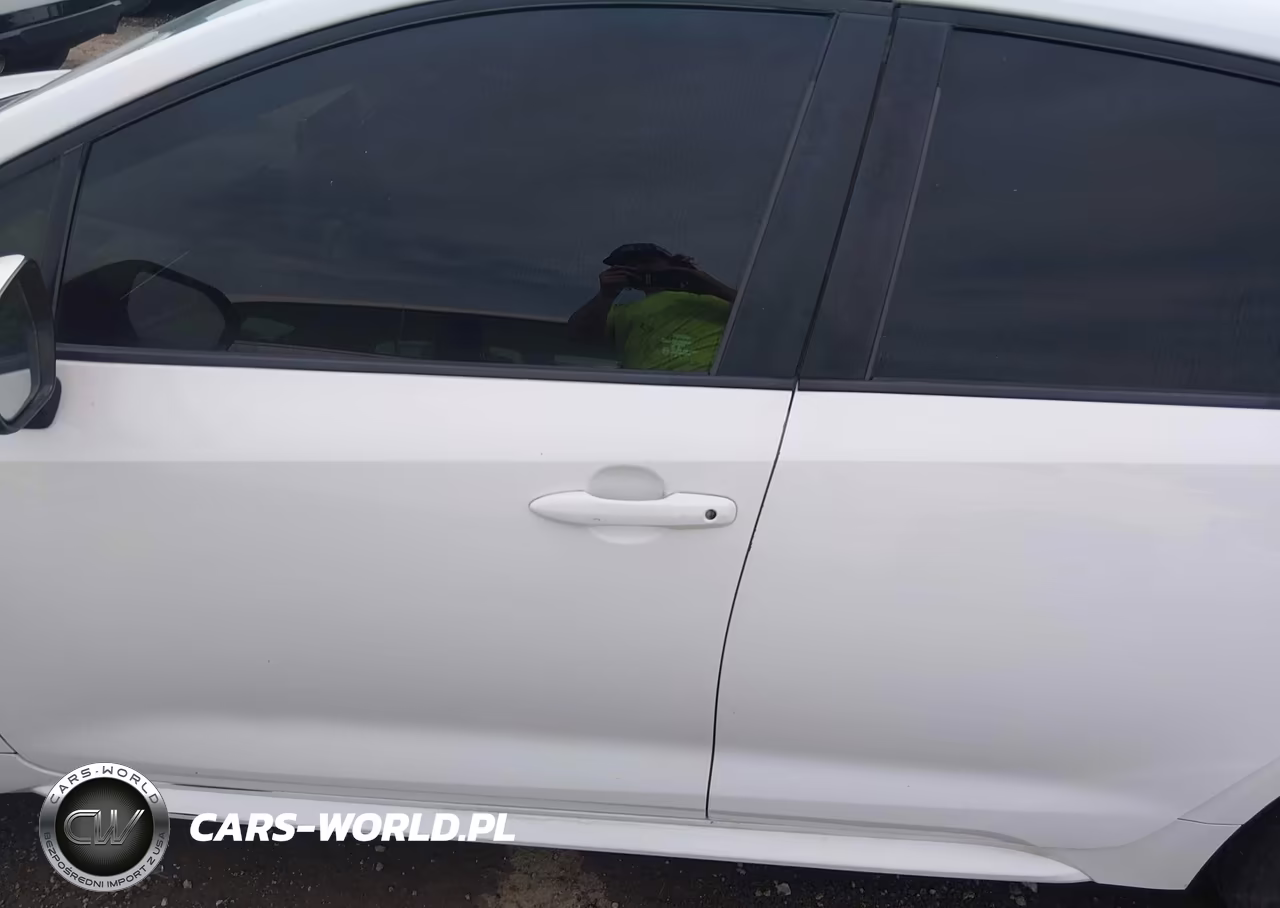 2021 Toyota Corolla Le VIN:5YFEPMAEXMP152284 - 15