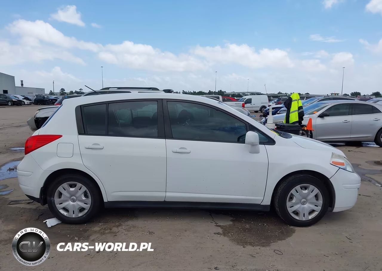 2011 Nissan Versa 1.8S VIN:3N1BC1CP3BL515565 - 12
