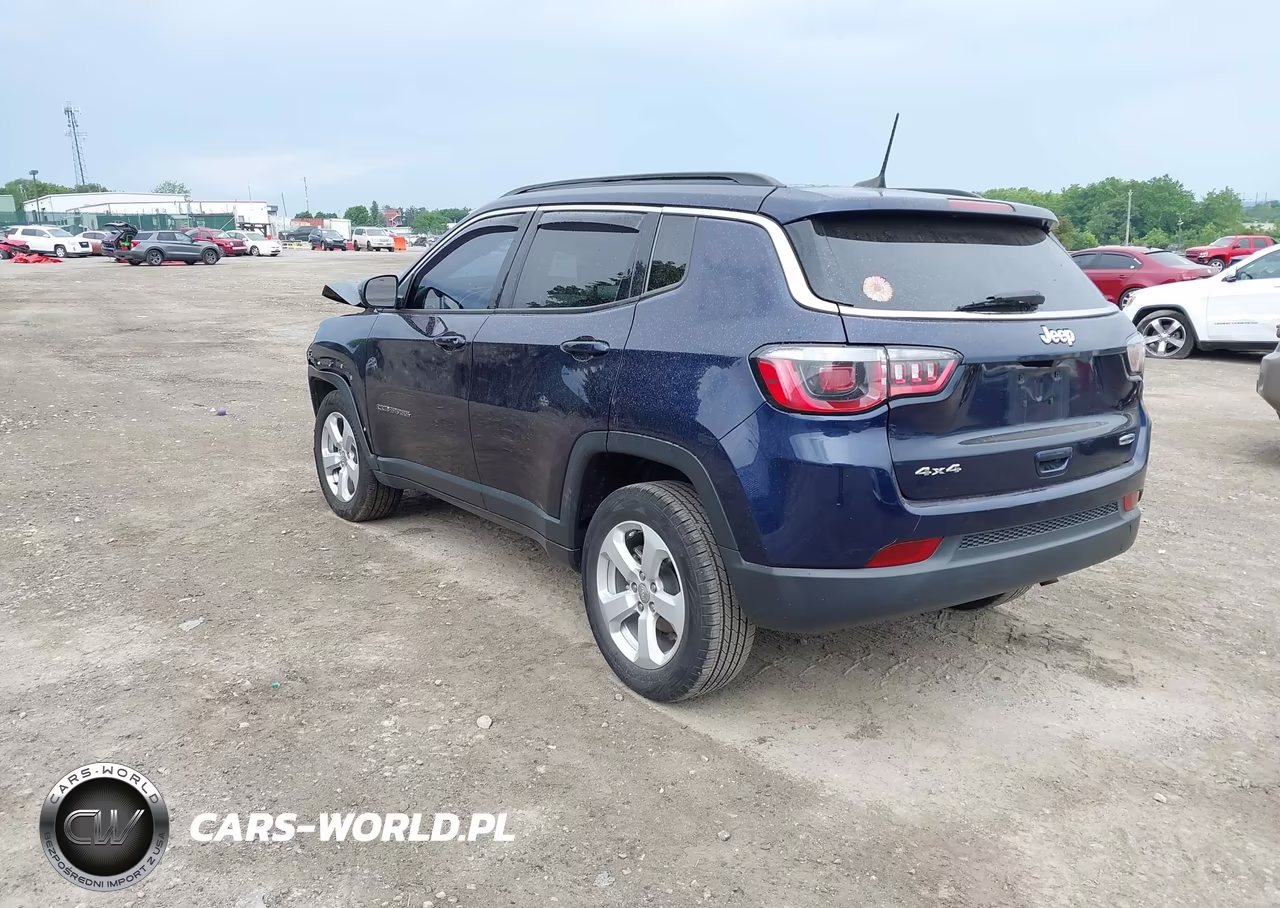 2020 Jeep Compass Latitude 4X4 VIN:3C4NJDBB9LT100937 - 3