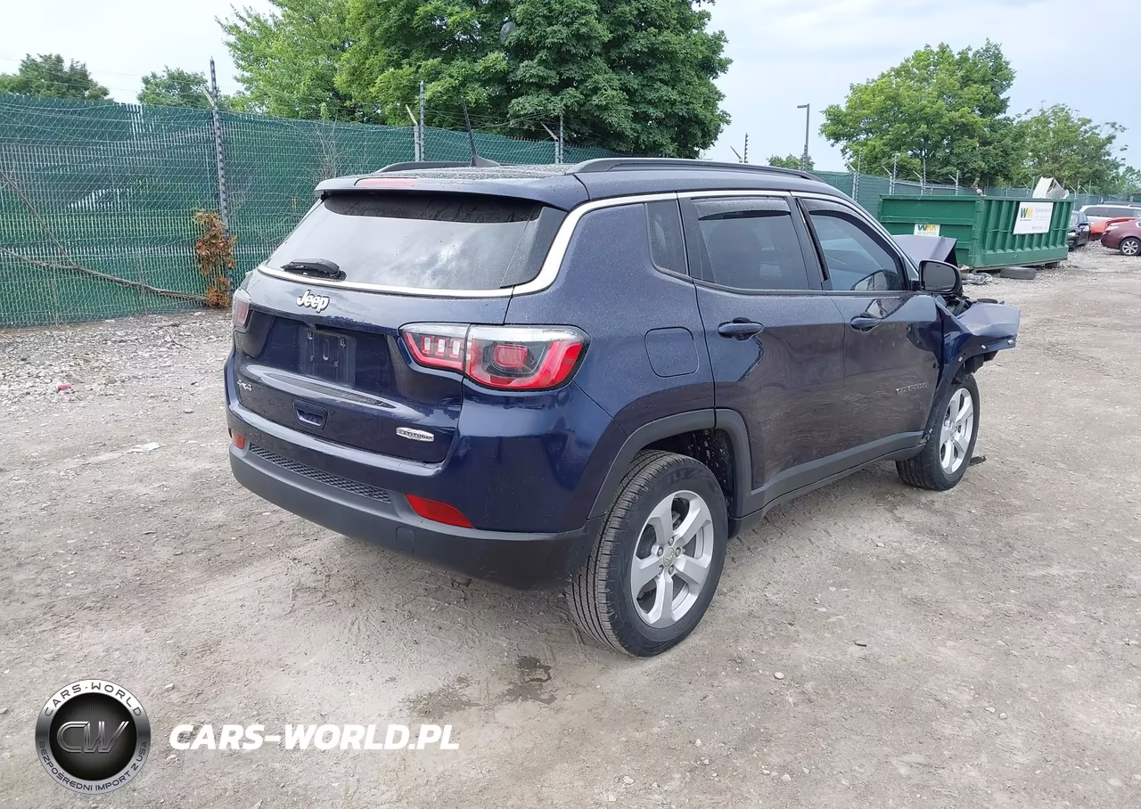 2020 Jeep Compass Latitude 4X4 VIN:3C4NJDBB9LT100937 - 4