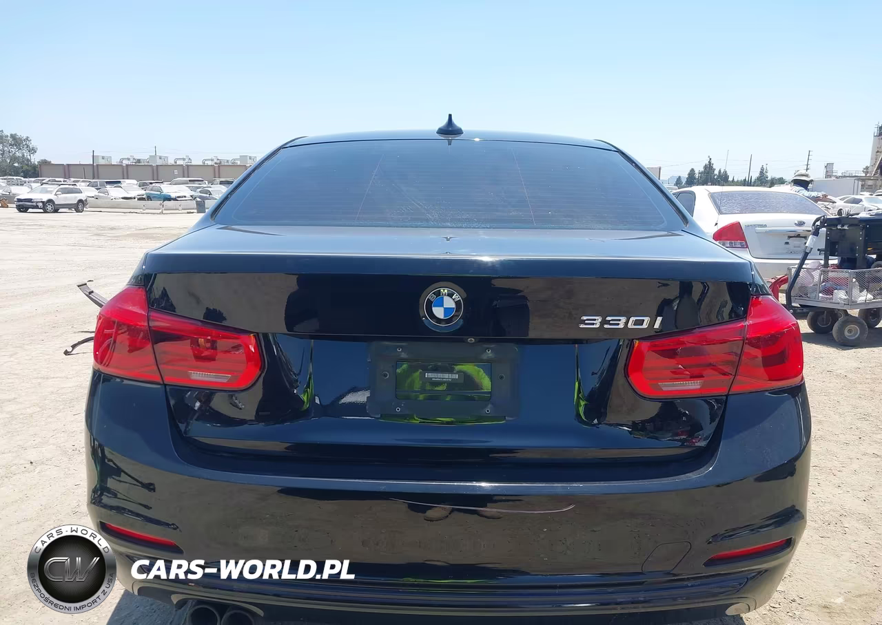2018 BMW 330I VIN:WBA8B9C51JK676792 - 17
