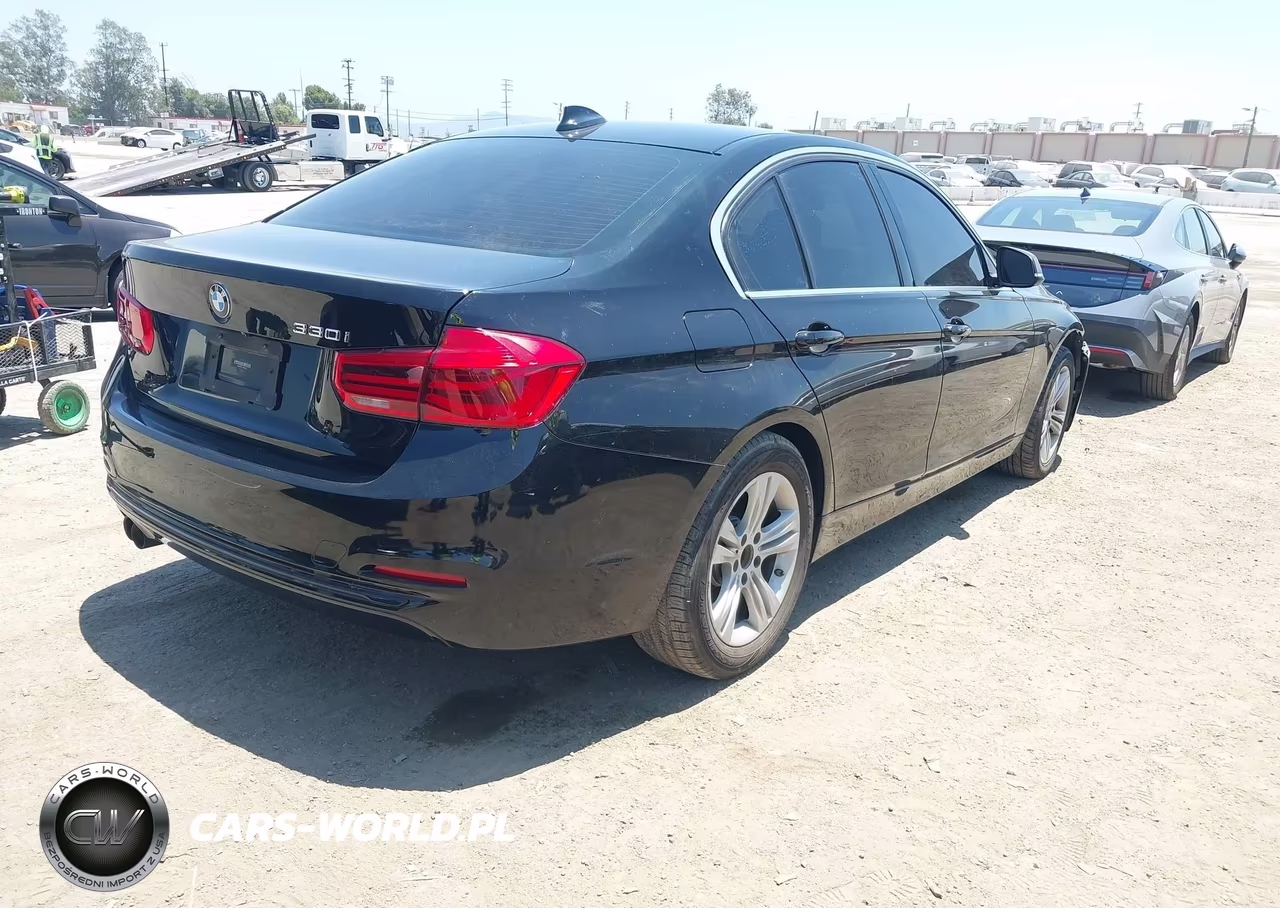 2018 BMW 330I VIN:WBA8B9C51JK676792 - 4