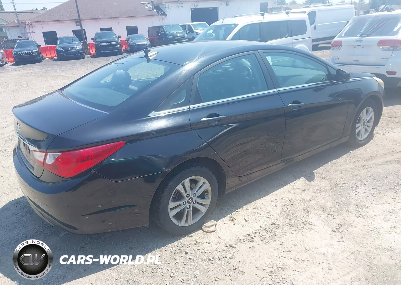 2011 Hyundai Sonata Gls VIN:5NPEB4AC2BH134725 - 4