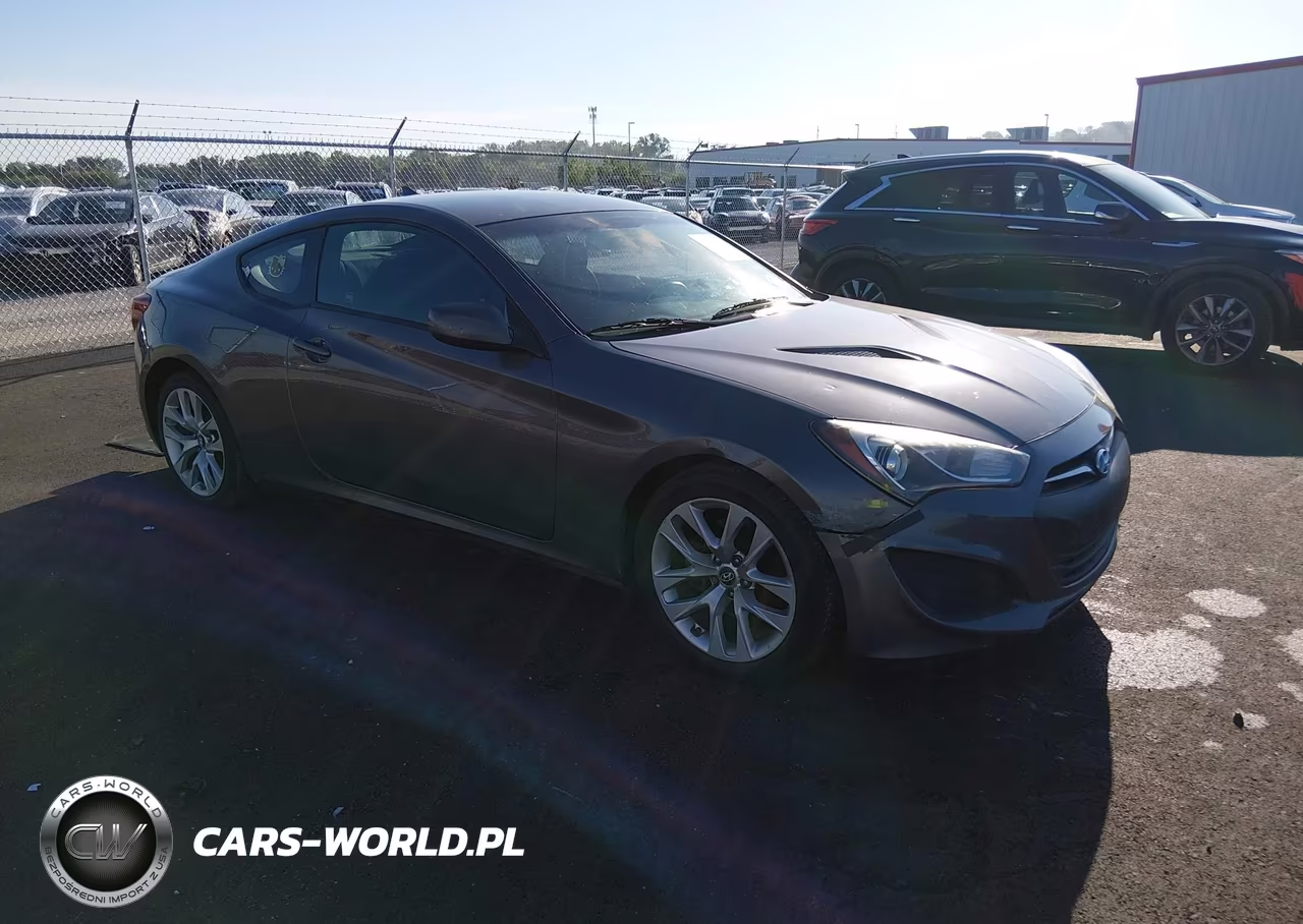 2013 Hyundai Genesis 2.0T – zdjęcie 1 z 15