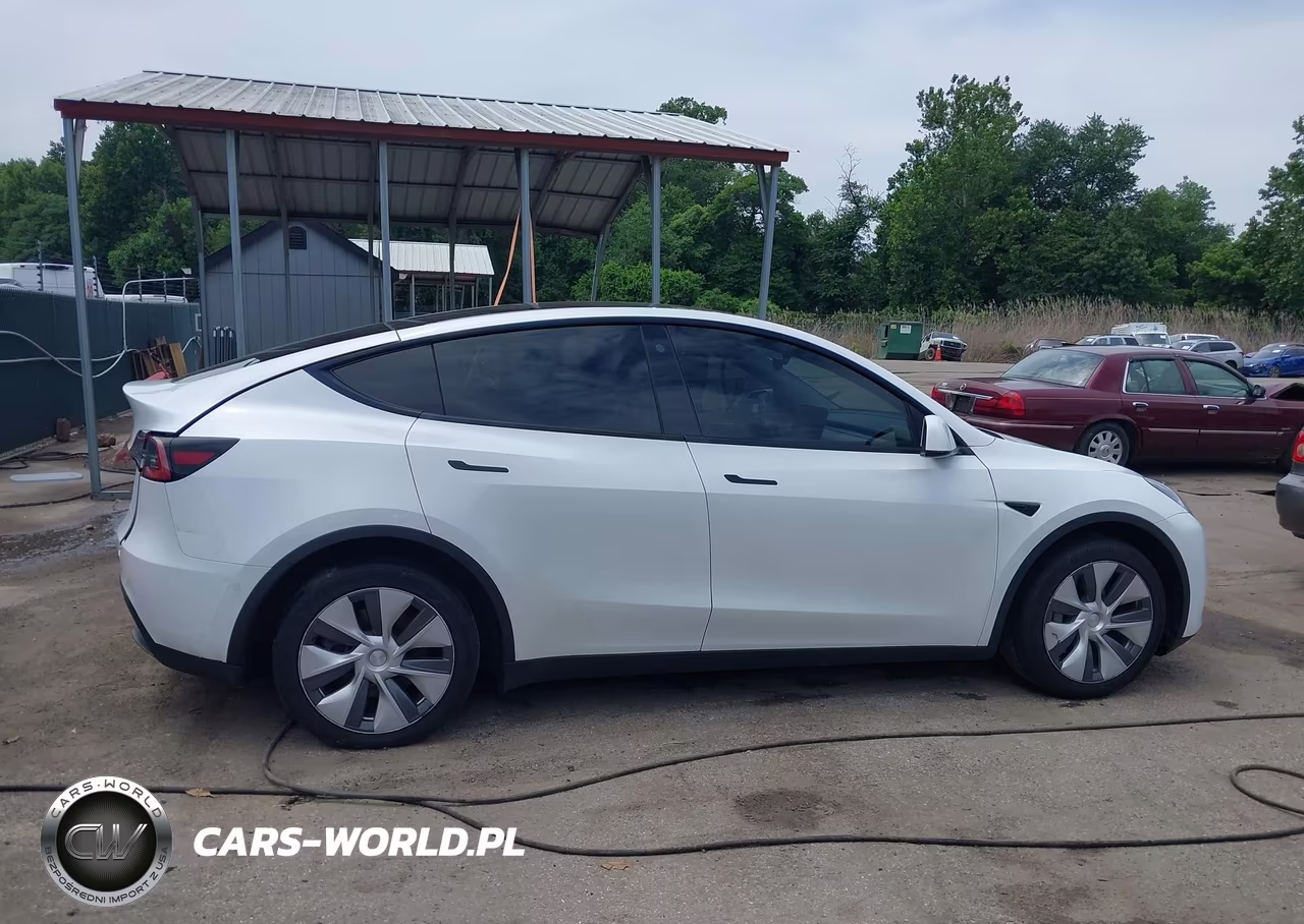 2023 Tesla Model Y Awd-Long Range Dual Motor All-Wheel Drive VIN:7SAYGDEE9PA037697 - 13
