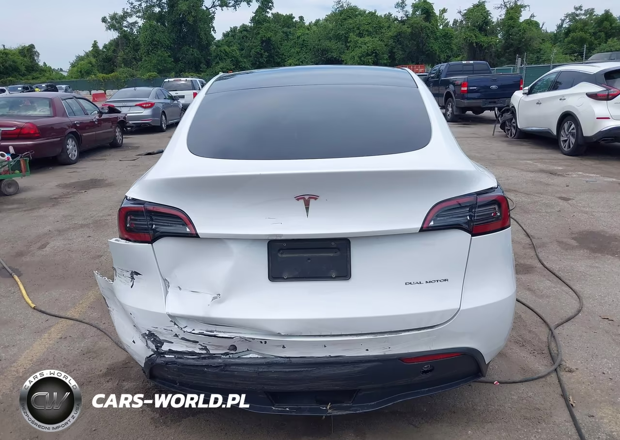 2023 Tesla Model Y Awd-Long Range Dual Motor All-Wheel Drive VIN:7SAYGDEE9PA037697 - 16