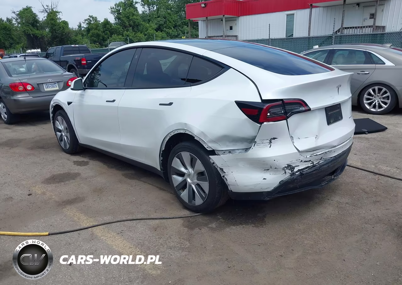 2023 Tesla Model Y Awd-Long Range Dual Motor All-Wheel Drive VIN:7SAYGDEE9PA037697 - 3