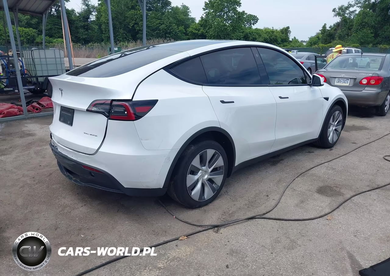 2023 Tesla Model Y Awd-Long Range Dual Motor All-Wheel Drive VIN:7SAYGDEE9PA037697 - 4
