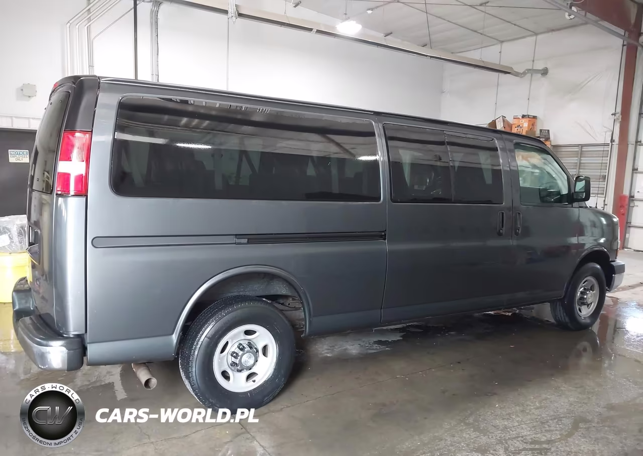 2016 Chevrolet Express 3500 Lt VIN:1GAZGPFF4G1313878 - 18