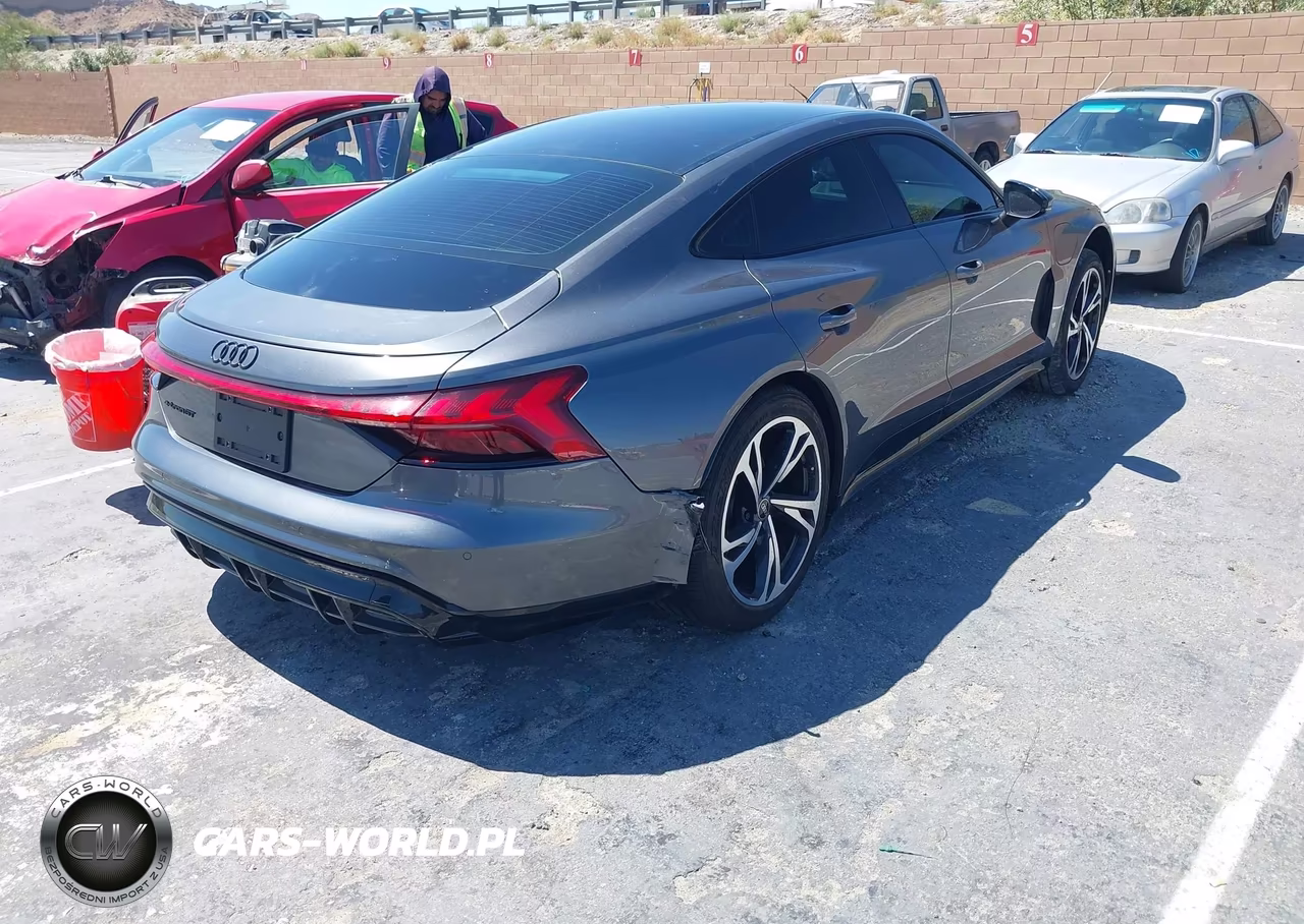 2022 Audi E-Tron Gt Premium Plus Quattro VIN:WAUCJBFW5N7008463 - 4