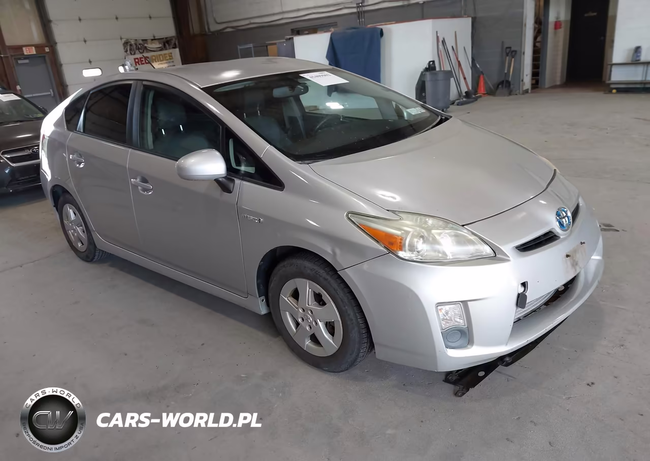 2010 Toyota Prius Iv – zdjęcie 1 z 13