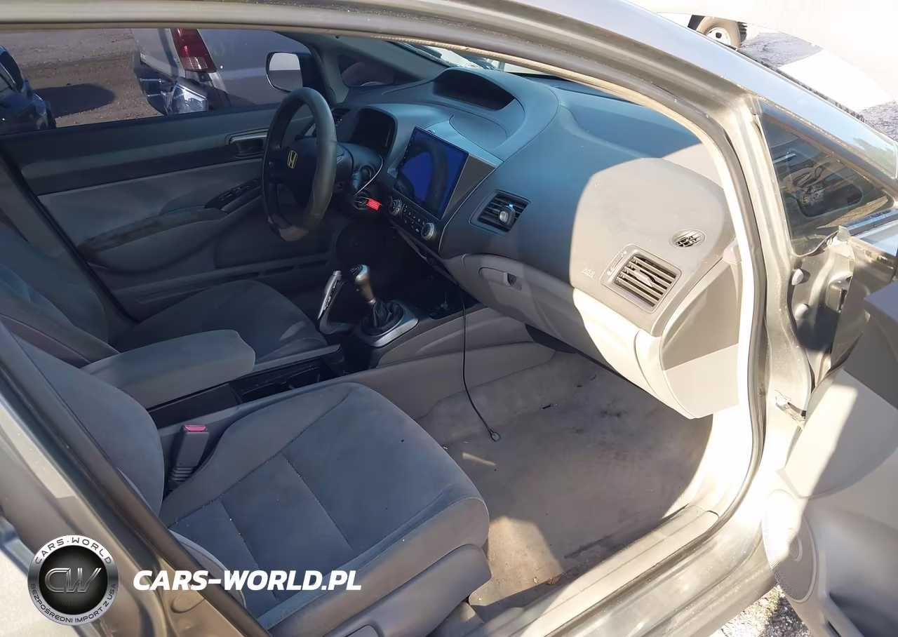 2008 Honda Civic Lx VIN:1HGFA15528L007206 - 5
