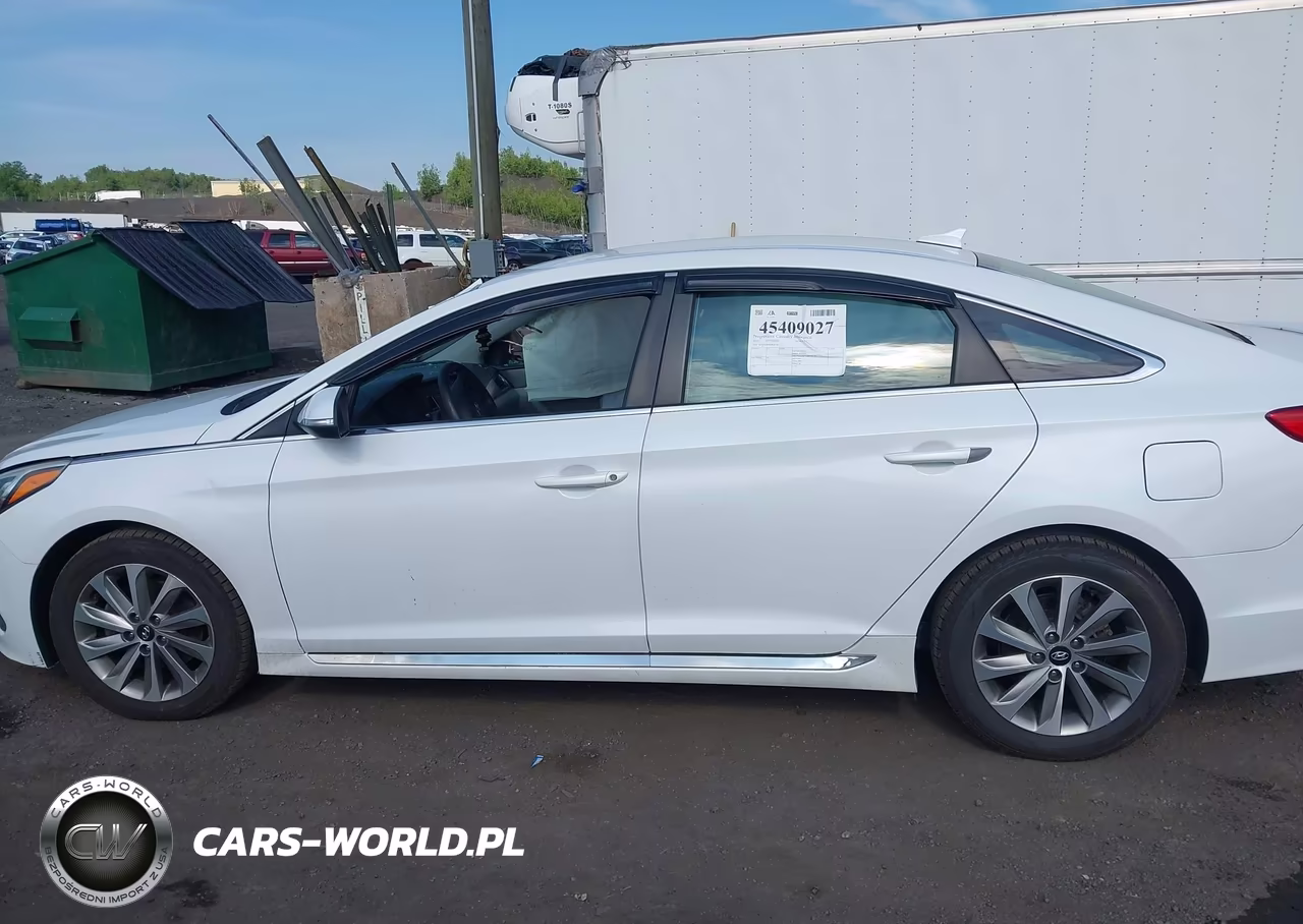 2015 Hyundai Sonata Sport VIN:5NPE34AF6FH078396 - 14