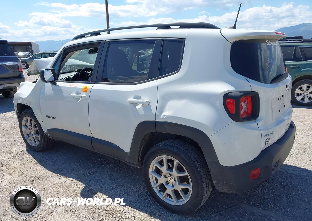 2022 Jeep Renegade Latitude 4X4 VIN:ZACNJDB13NPN52204 - 3