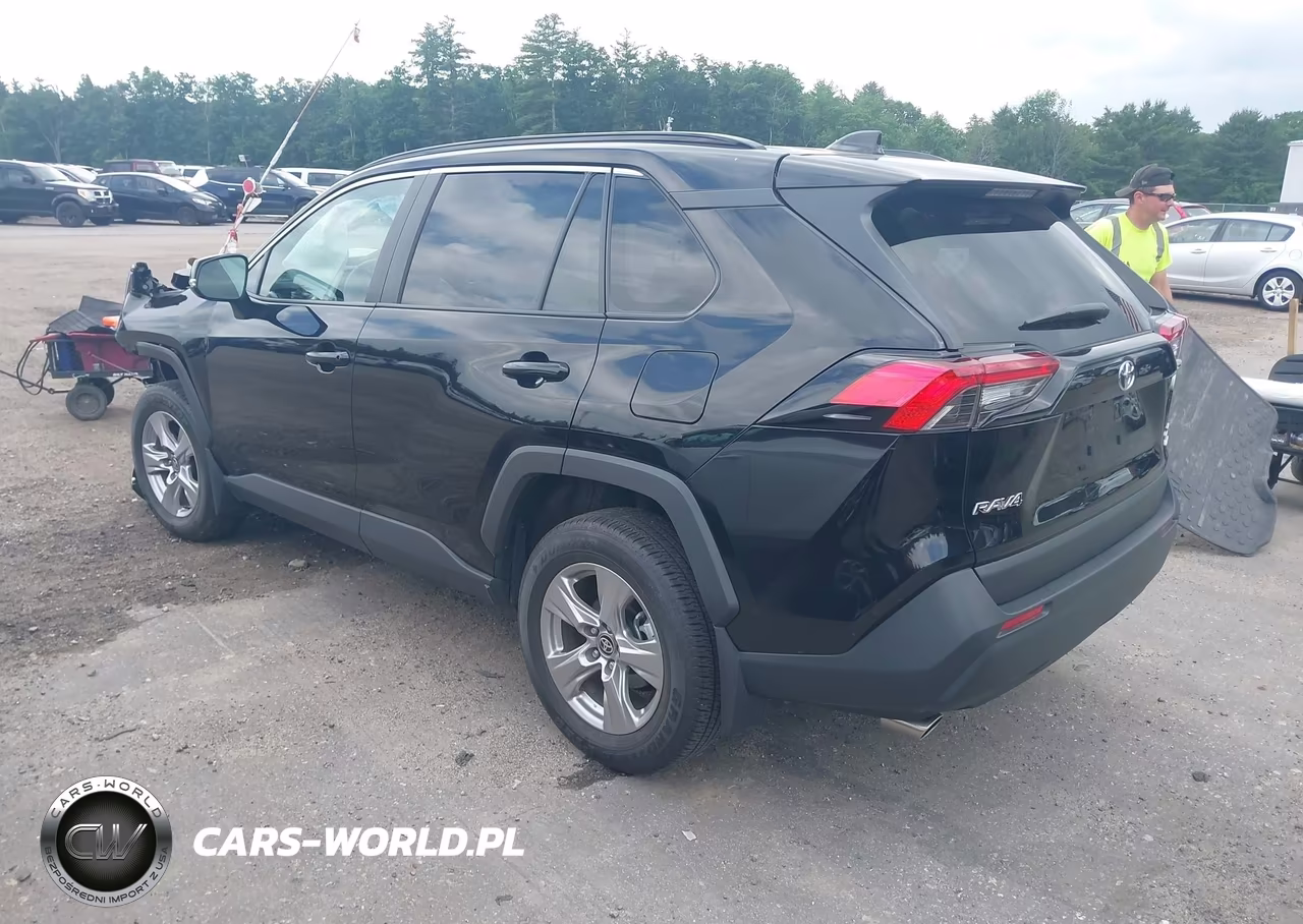 2025 Toyota Rav4 Xle VIN:2T3P1RFV9SC516117 - 3