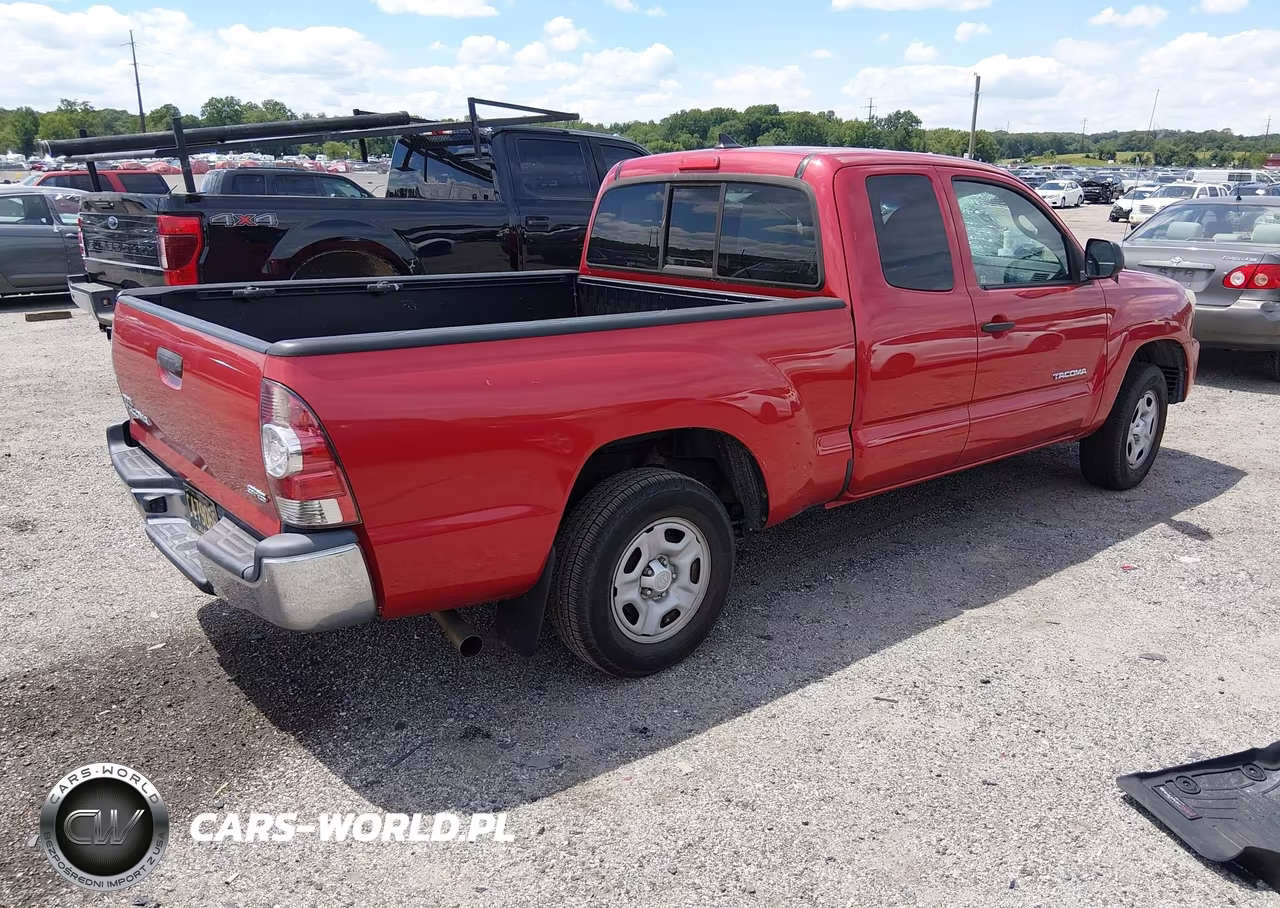 2015 Toyota Tacoma VIN:5TFTX4CN2FX054293 - 4