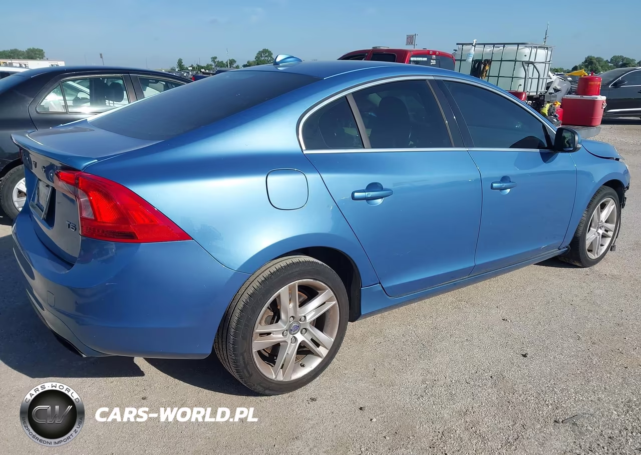 2015 Volvo S60 T5 Premier VIN:YV140MFK8F1351916 - 4
