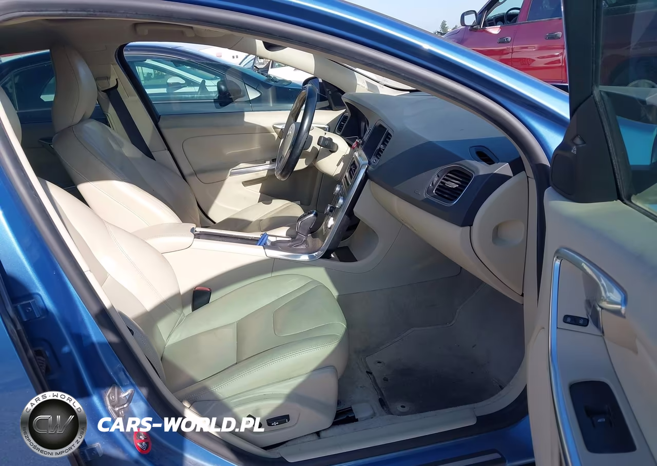 2015 Volvo S60 T5 Premier VIN:YV140MFK8F1351916 - 5