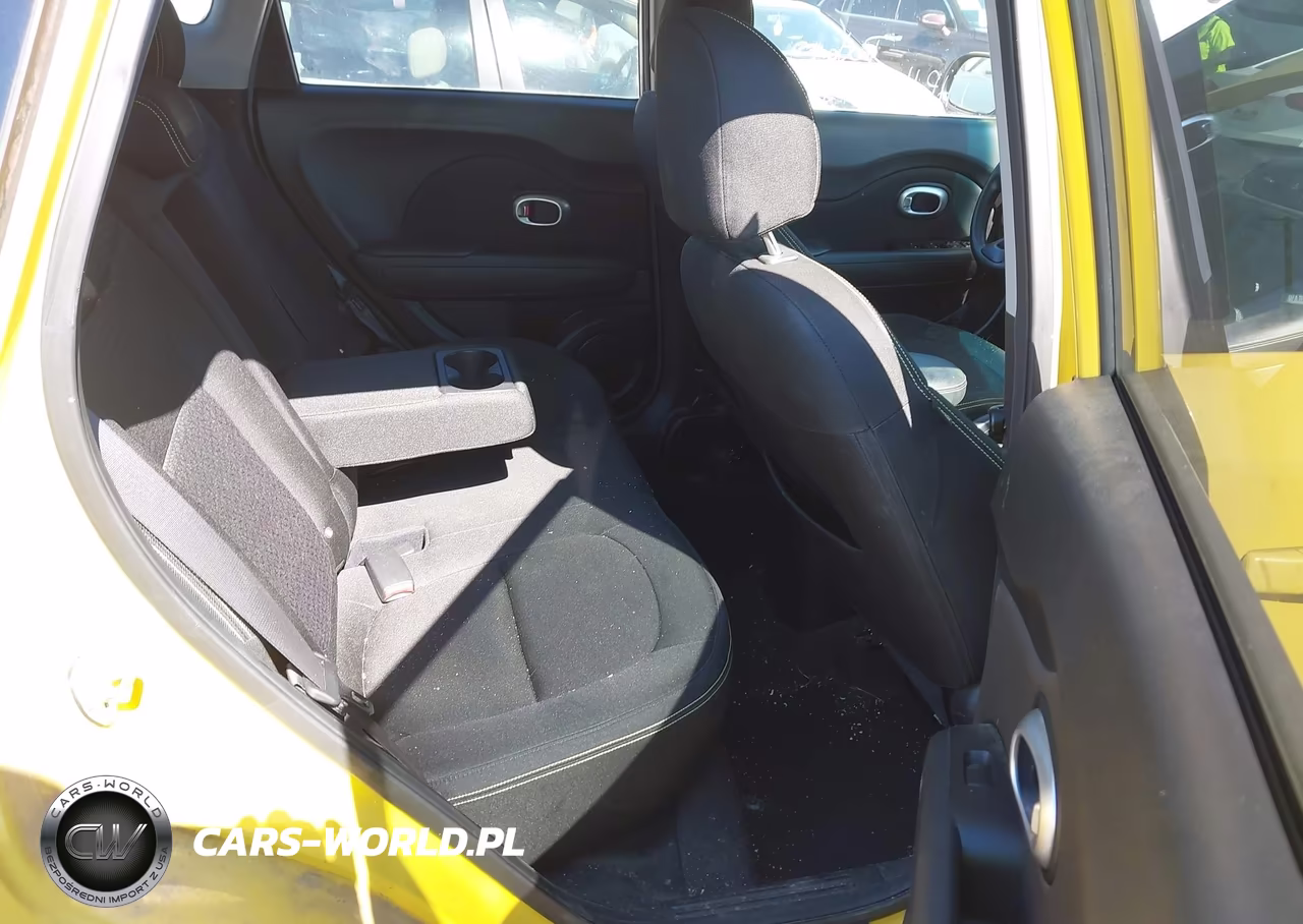 2015 Kia Soul + VIN:KNDJP3A51F7207573 - 8