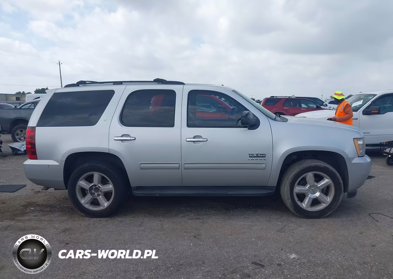 2010 Chevrolet Tahoe Lt VIN:1GNUCBE04AR127058 - 13