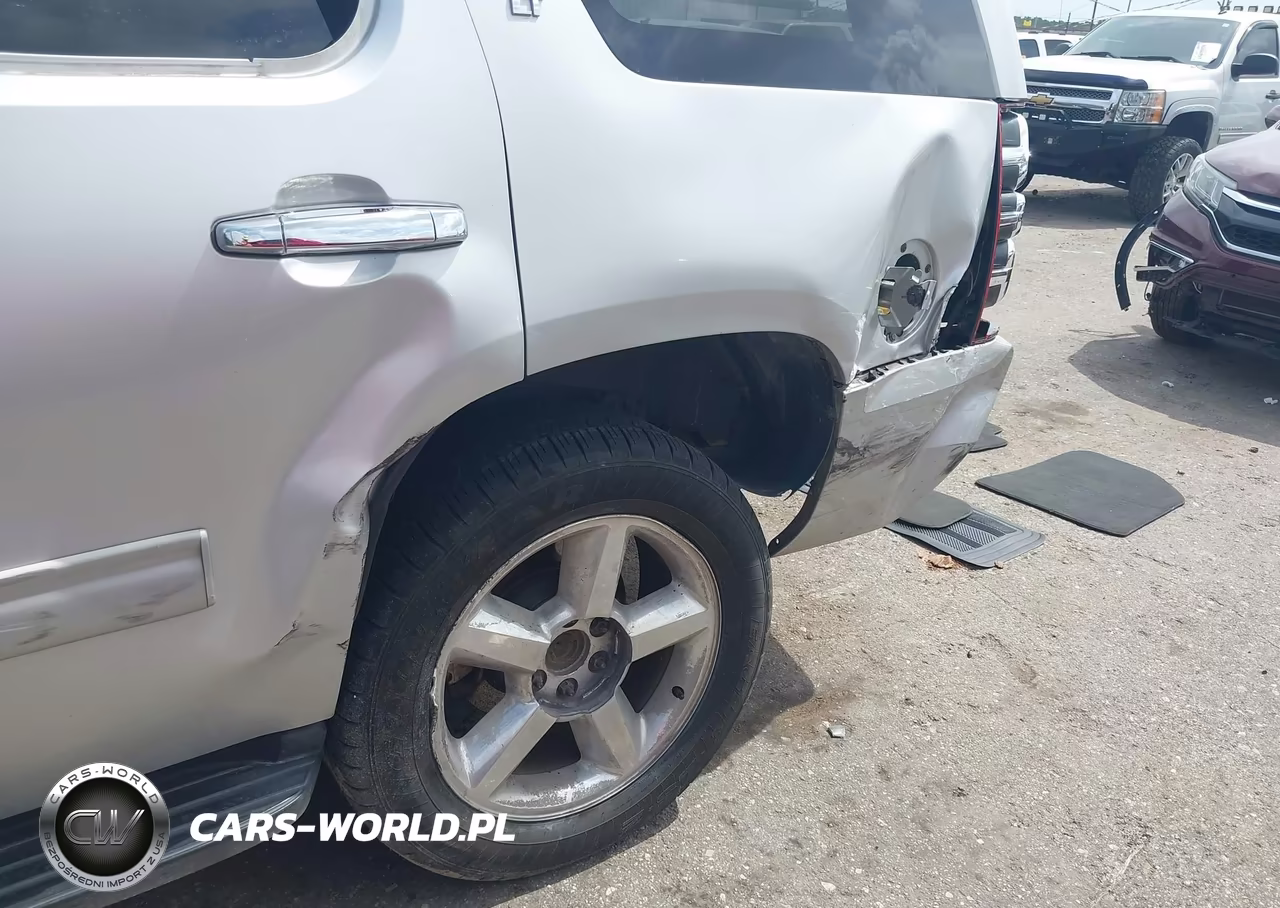 2010 Chevrolet Tahoe Lt VIN:1GNUCBE04AR127058 - 6