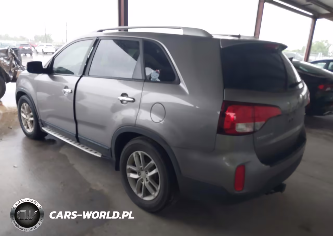 2014 Kia Sorento Lx VIN:5XYKT4A62EG443049 - 3