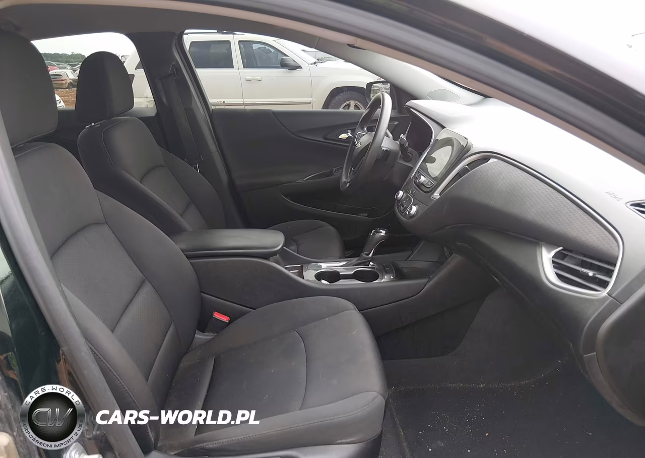 2019 Chevrolet Malibu 1Ls VIN:1G1ZB5STXKF126249 - 5
