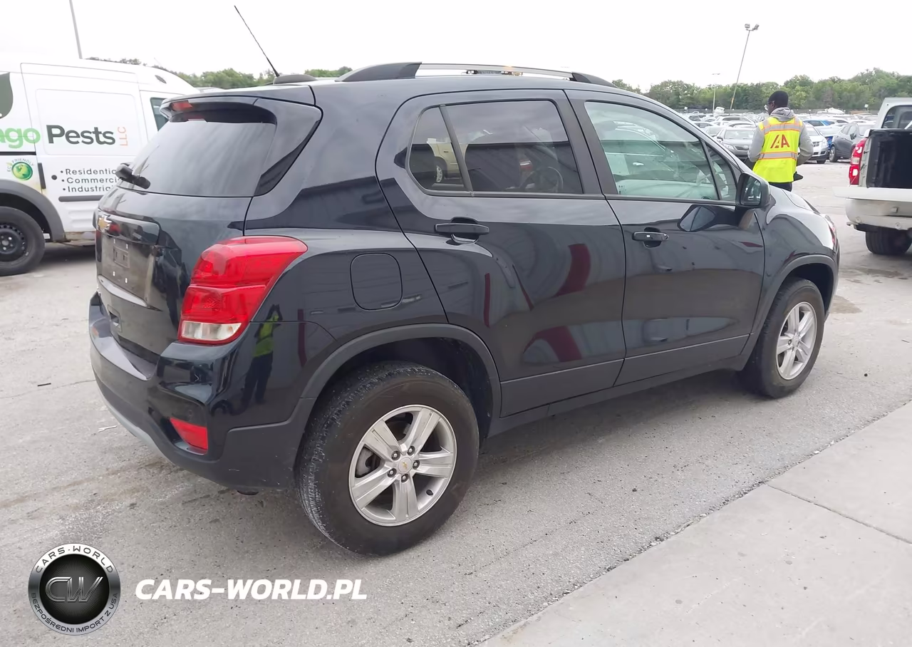 2021 Chevrolet Trax Awd Lt VIN:KL7CJPSB9MB313489 - 4