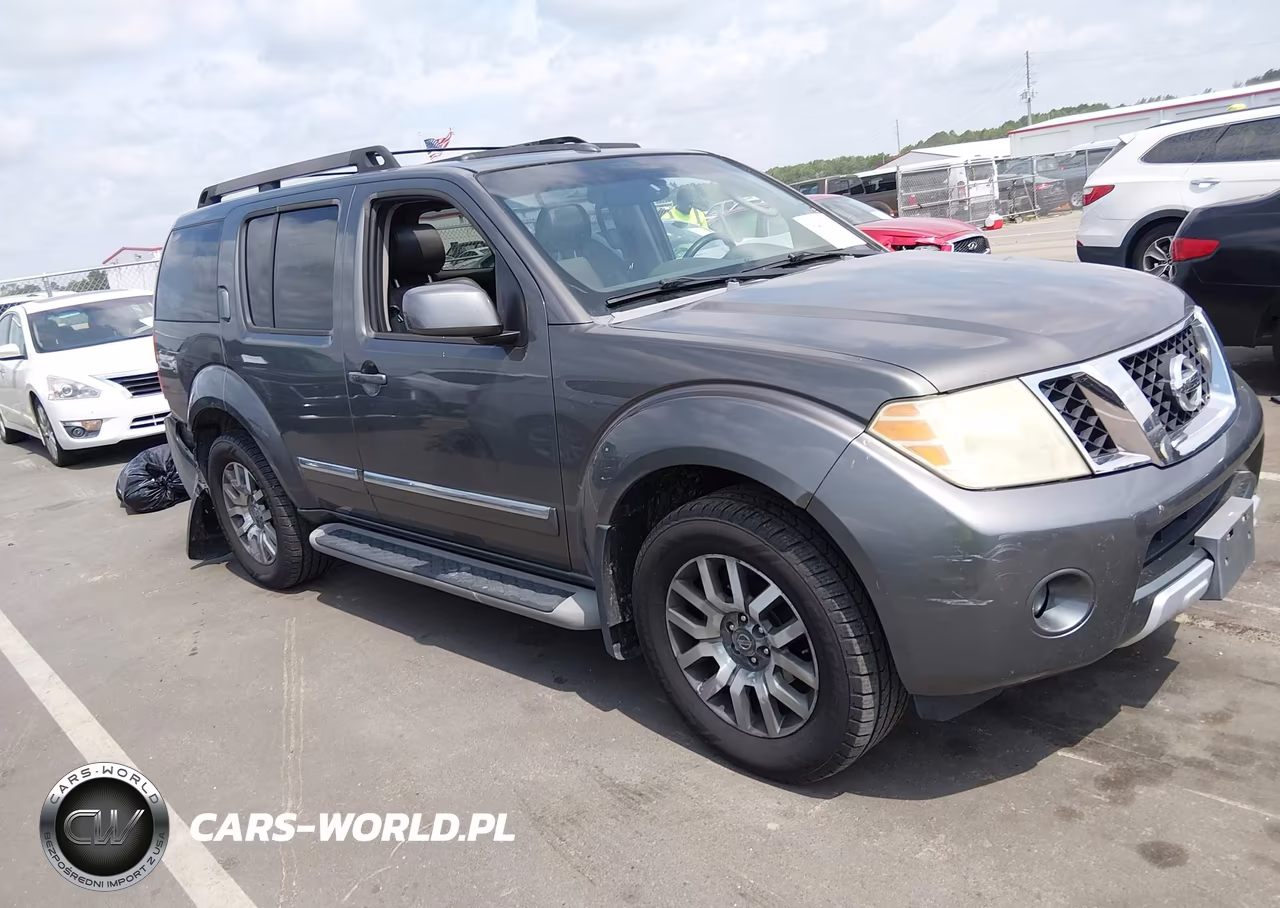 2009 Nissan Pathfinder Le