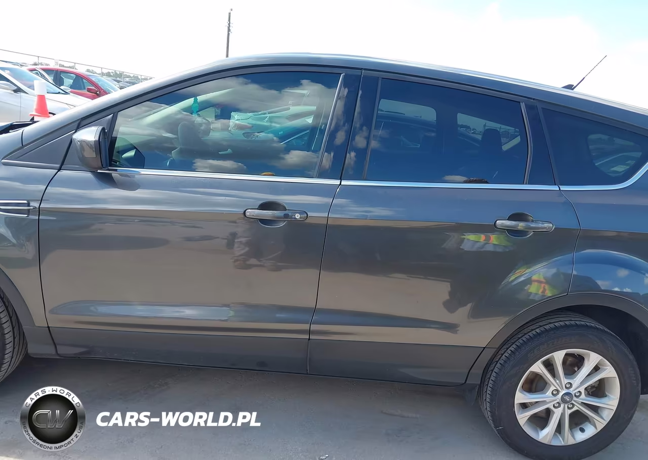 2019 Ford Escape Se VIN:1FMCU0GD5KUA71163 - 14