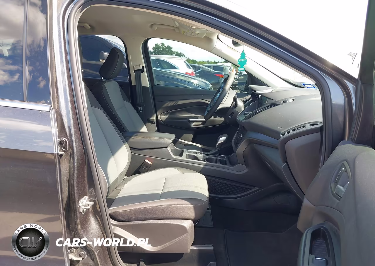 2019 Ford Escape Se VIN:1FMCU0GD5KUA71163 - 5
