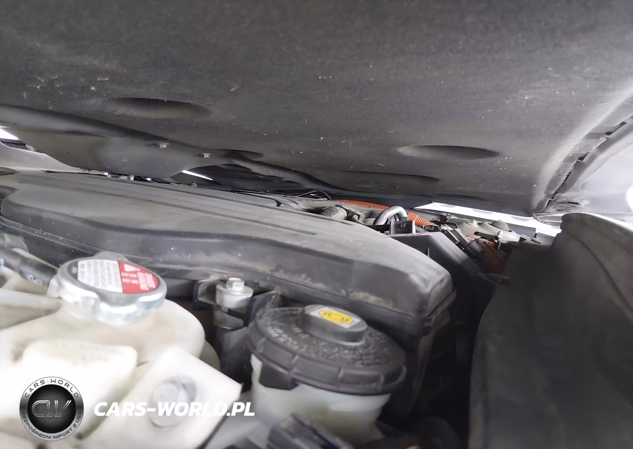 2020 Honda Accord Hybrid Touring VIN:1HGCV3F98LA013682 - 10