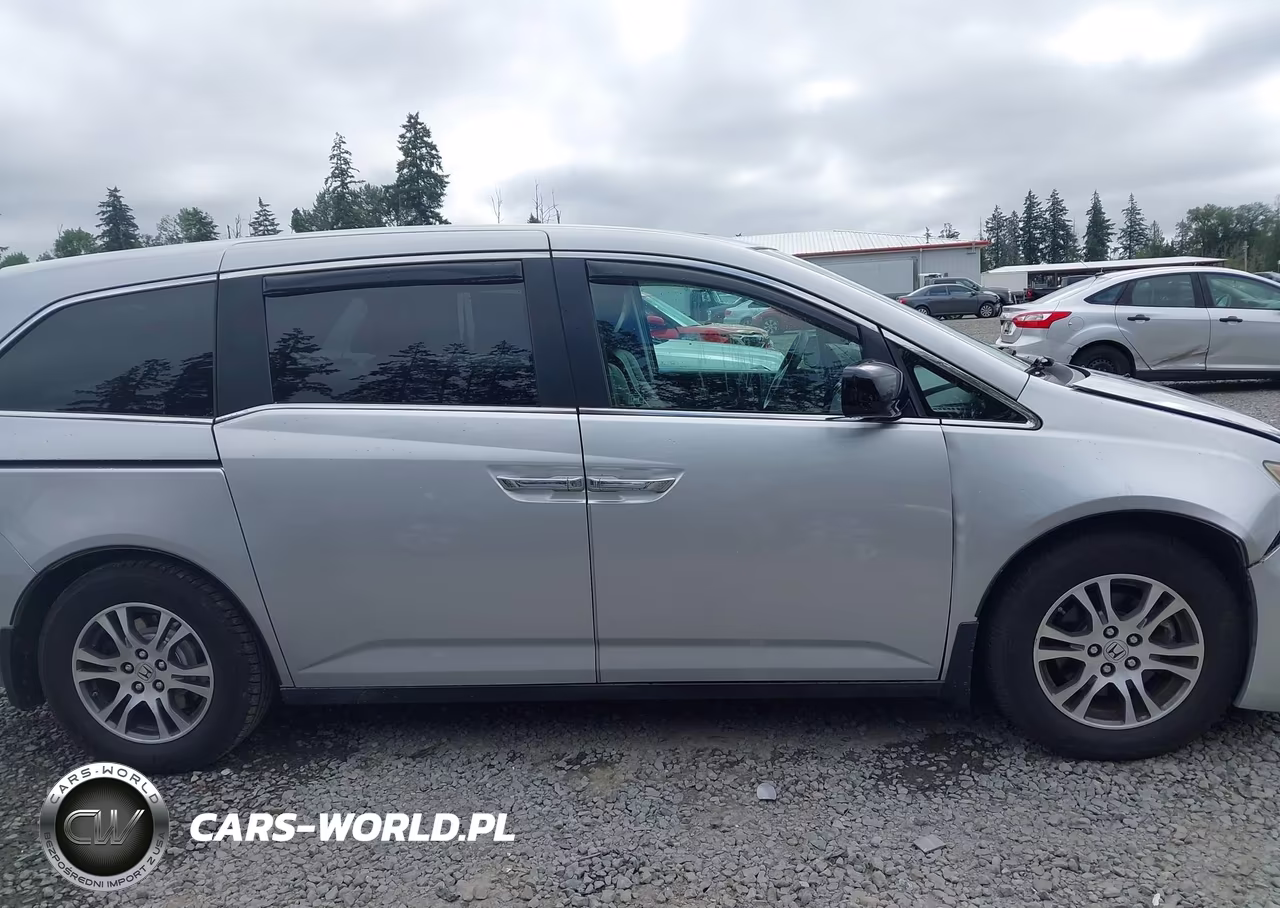 2011 Honda Odyssey Ex-L VIN:5FNRL5H65BB013951 - 13