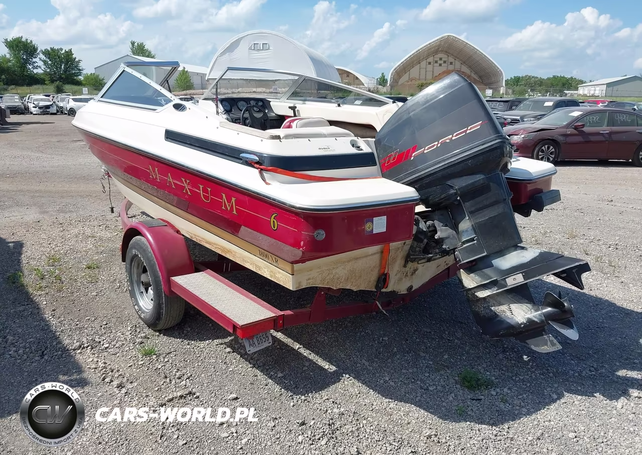 1992 Maxum 18' Boat VIN:USKA23MAH192 - 4