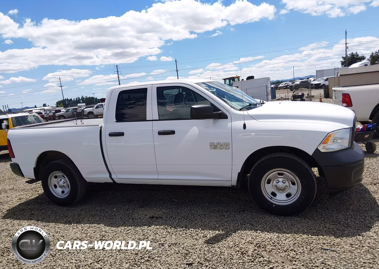 2018 Ram 1500 Tradesman 4X2 6'4 Box VIN:1C6RR6FG7JS303598 - 14
