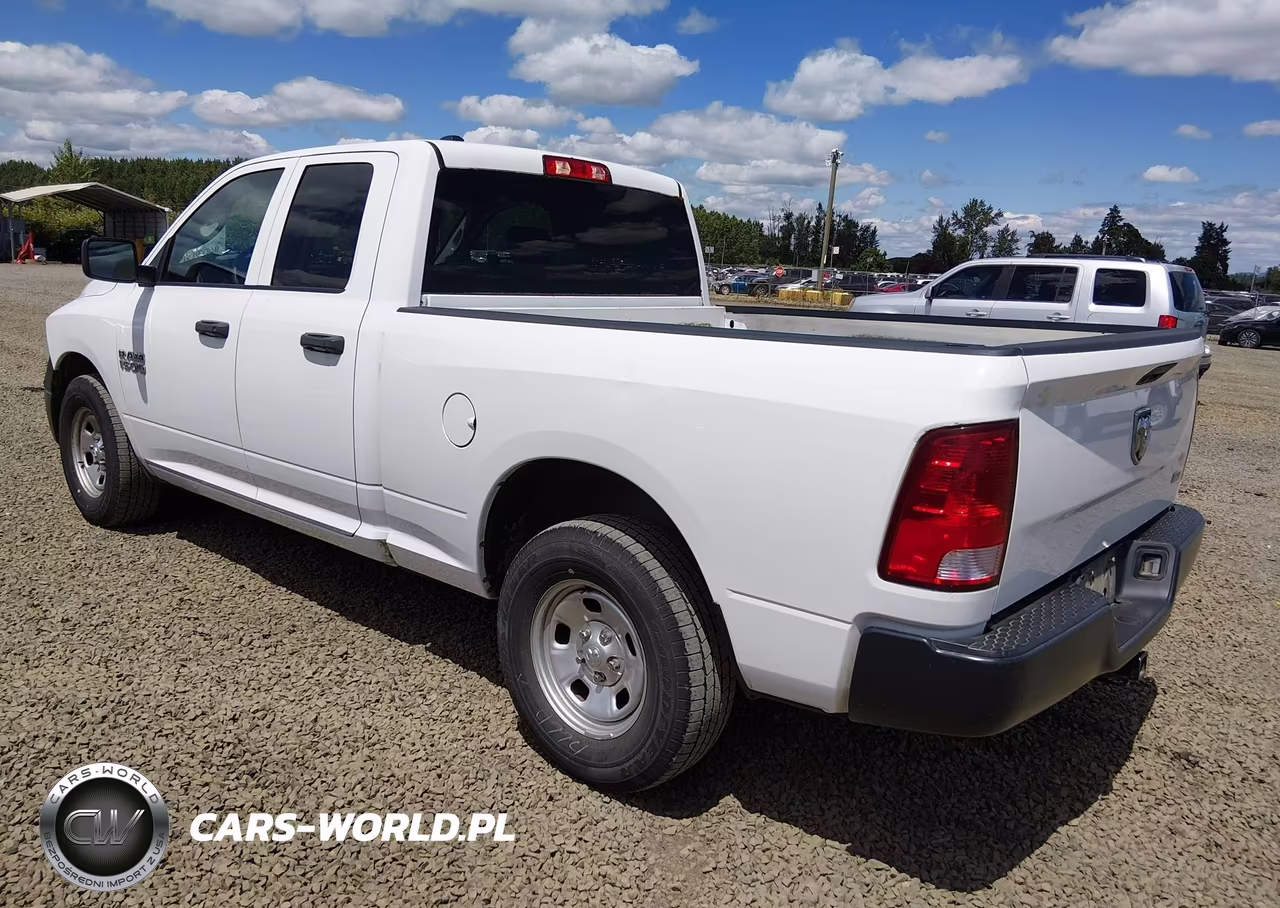 2018 Ram 1500 Tradesman 4X2 6'4 Box VIN:1C6RR6FG7JS303598 - 3