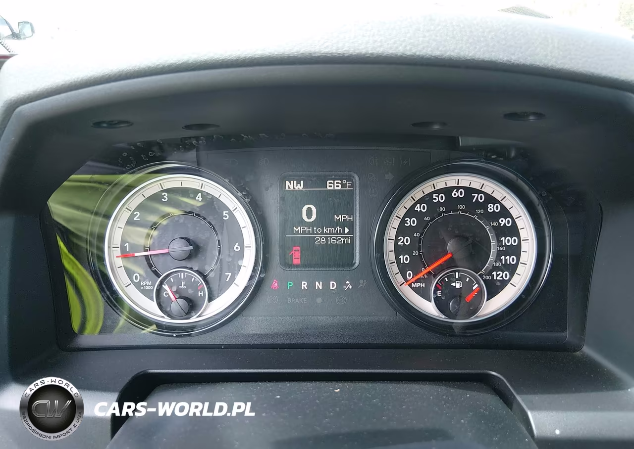 2018 Ram 1500 Tradesman 4X2 6'4 Box VIN:1C6RR6FG7JS303598 - 7