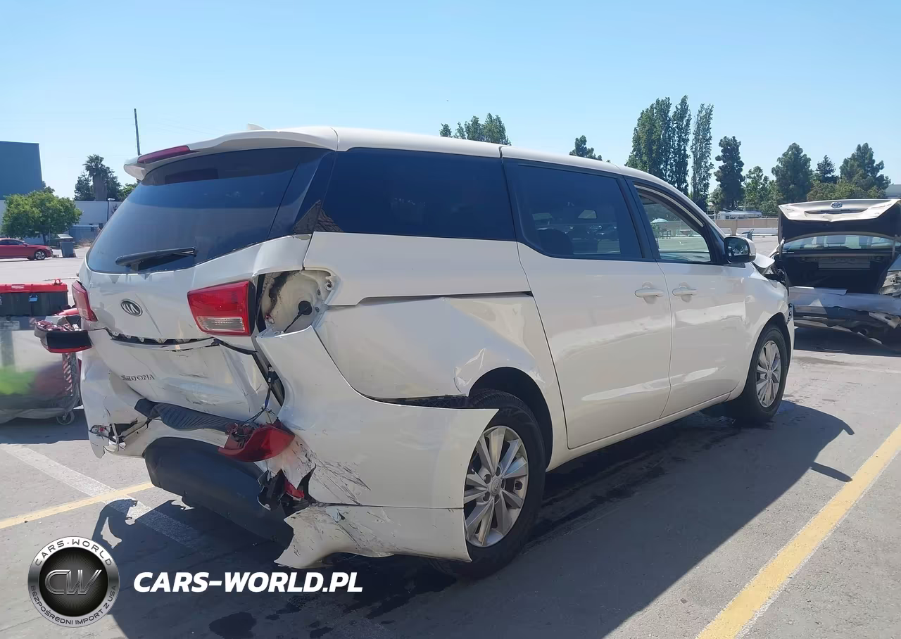 2017 Kia Sedona Lx VIN:KNDMB5C12H6224196 - 4