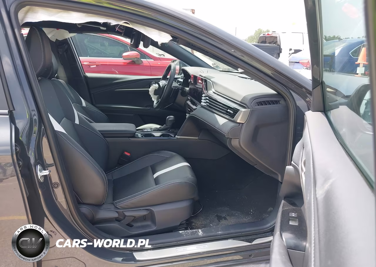 2025 Toyota Camry Se VIN:4T1DAACK5SU124838 - 5