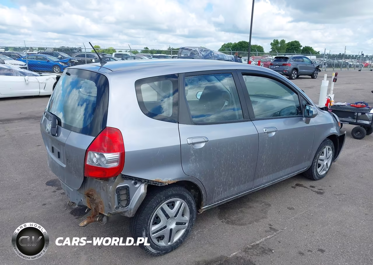 2008 Honda Fit VIN:JHMGD37478S012559 - 4