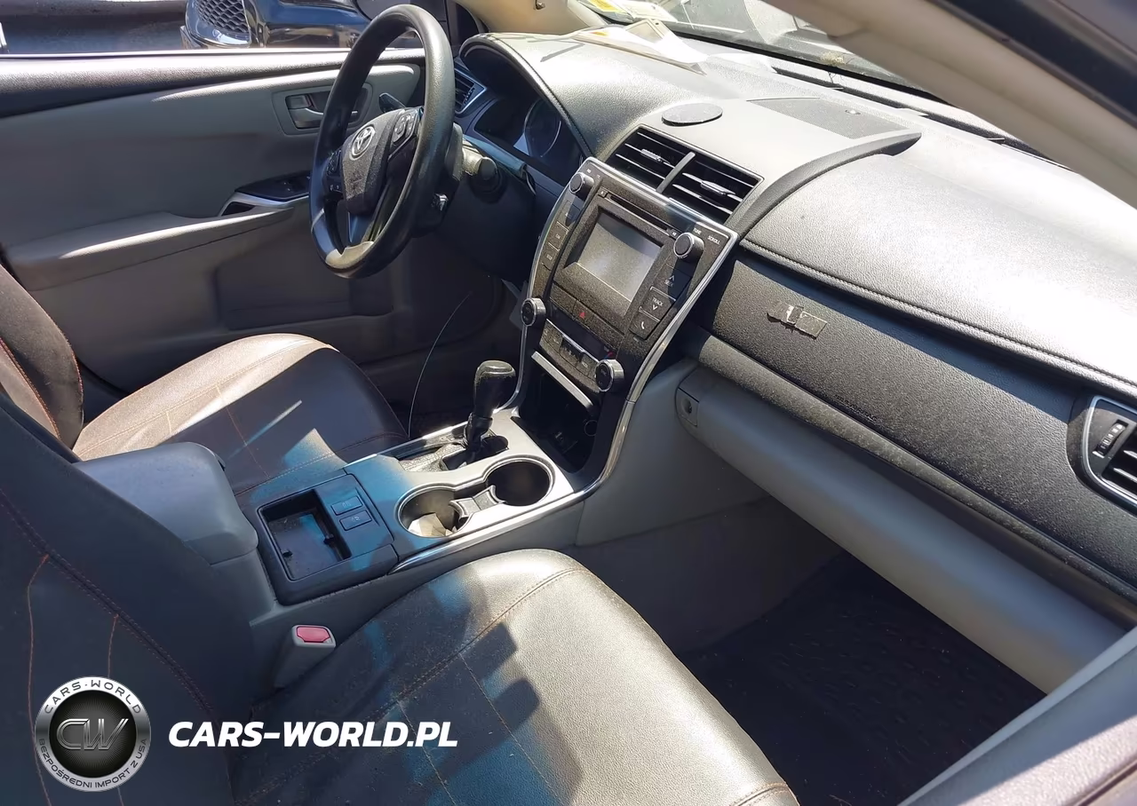 2015 Toyota Camry Hybrid Le VIN:4T1BD1FK9FU146521 - 5