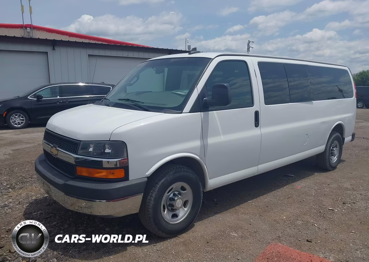 2017 Chevrolet Express 3500 Lt VIN:1GAZGPFG9H1249587 - 2