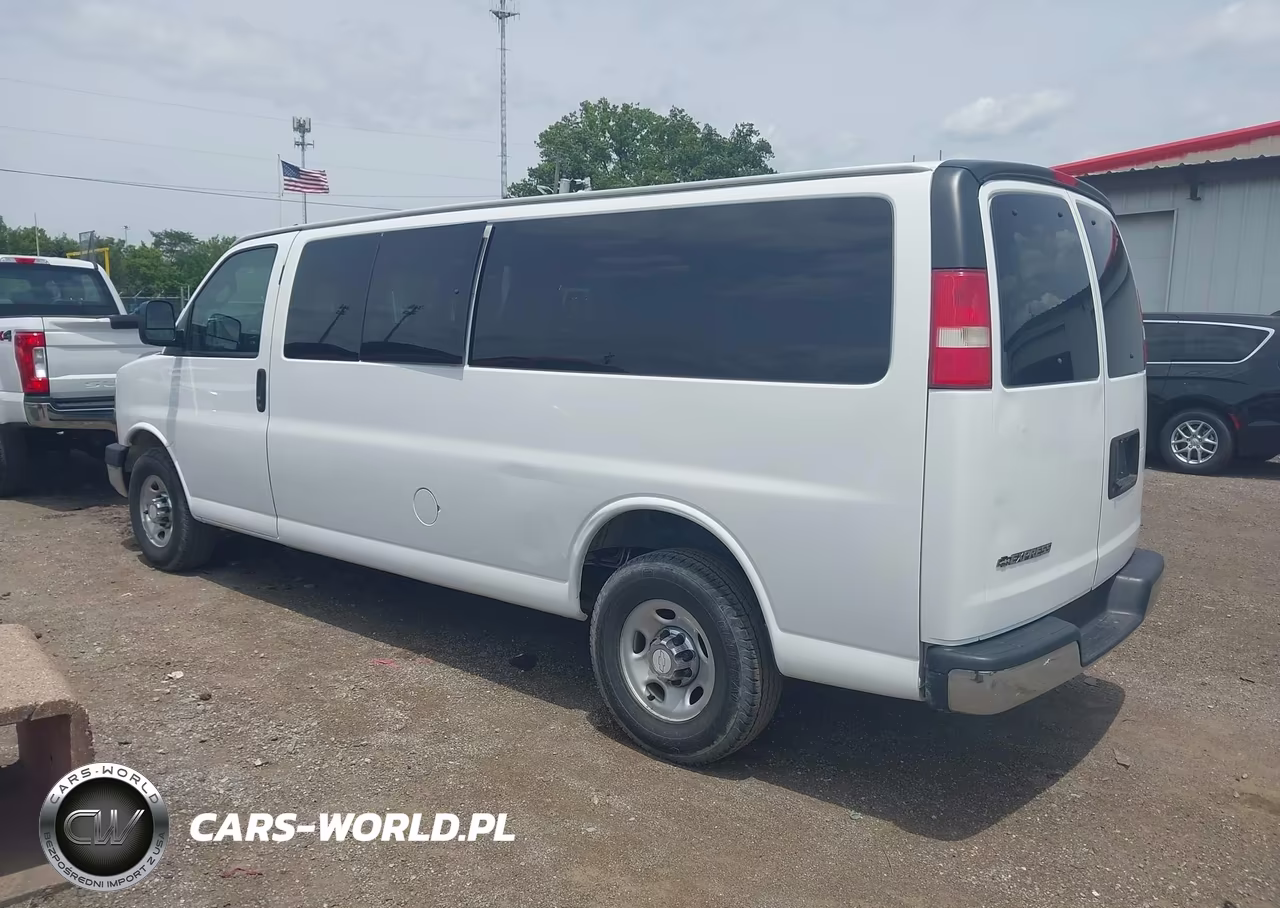 2017 Chevrolet Express 3500 Lt VIN:1GAZGPFG9H1249587 - 3