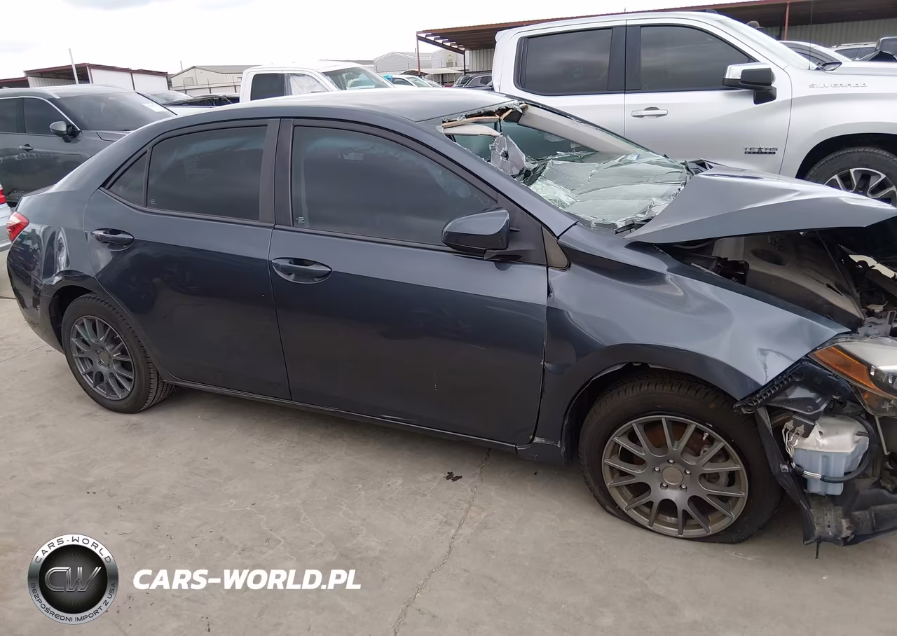 2017 Toyota Corolla Le VIN:5YFBURHE4HP727595 - 13