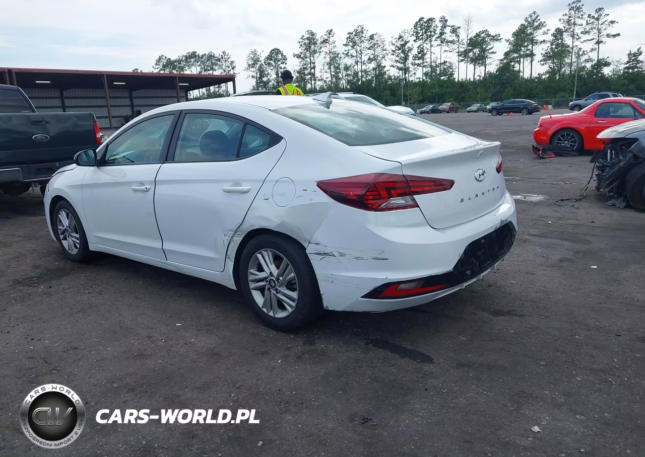2020 Hyundai Elantra Sel VIN:5NPD84LF8LH630339 - 3
