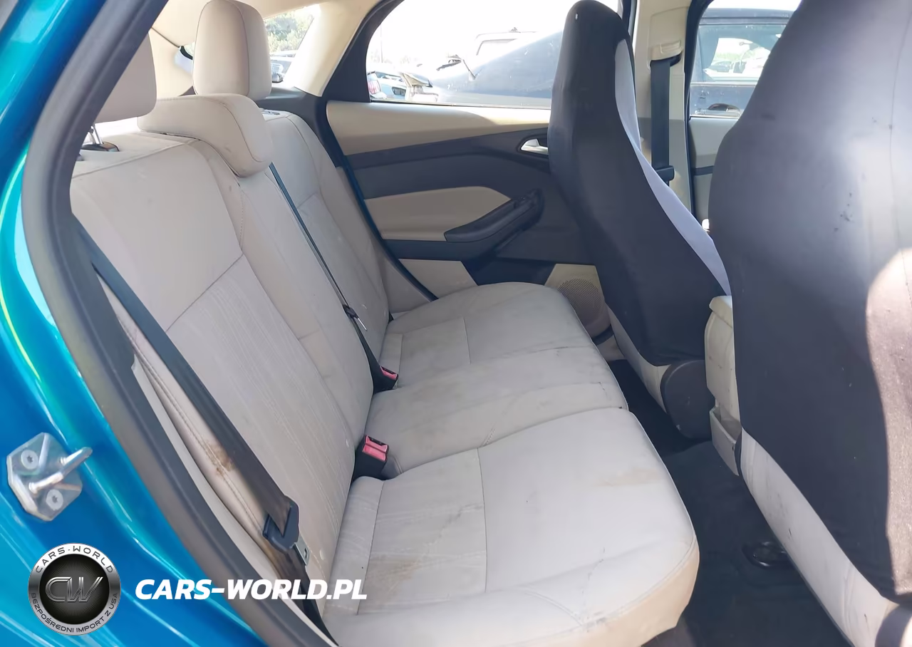 2015 Ford Focus Se VIN:1FADP3K26FL319297 - 8